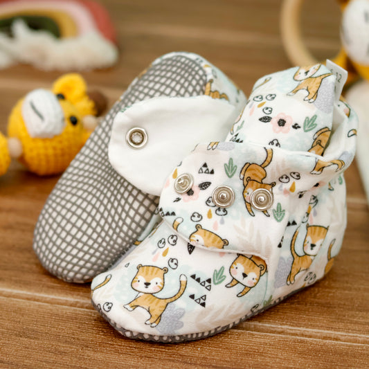 Organic Cotton Baby Booties, Non-Slip Sole, Cotton Newborn Booties Home Nursery Shoes, Cats
