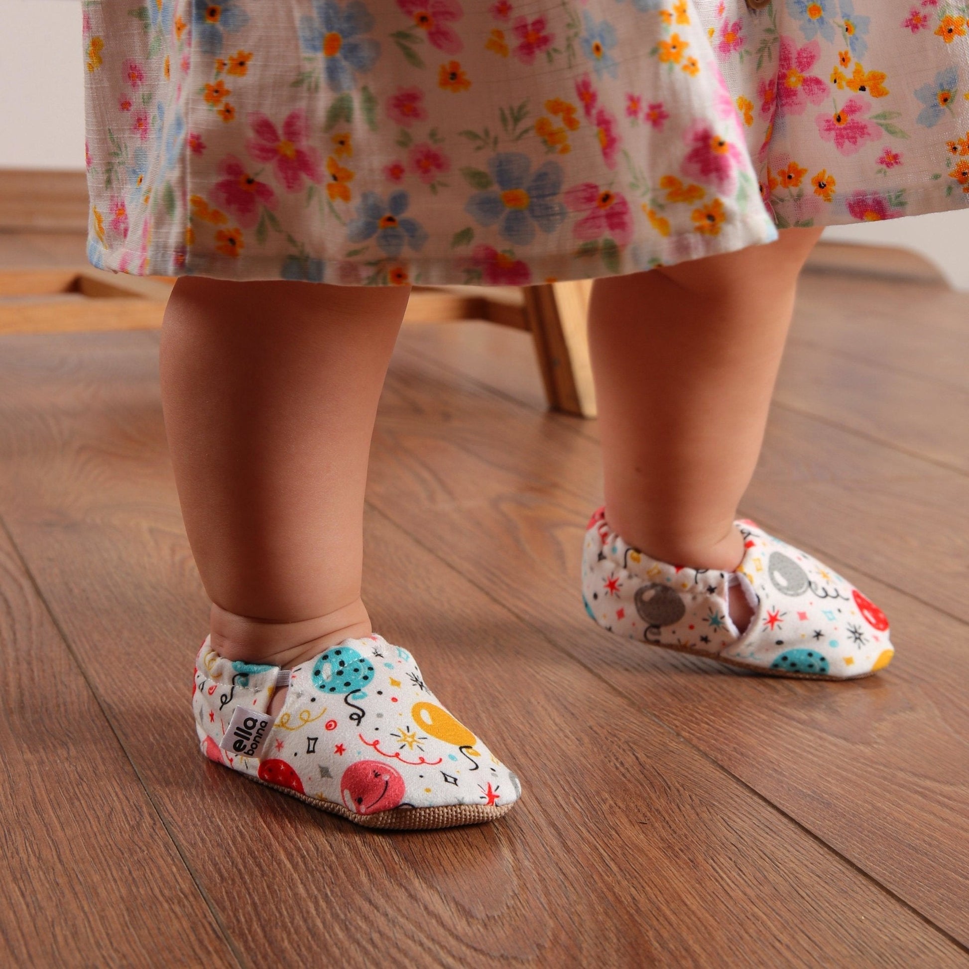 Balloons Patterned Baby Booties